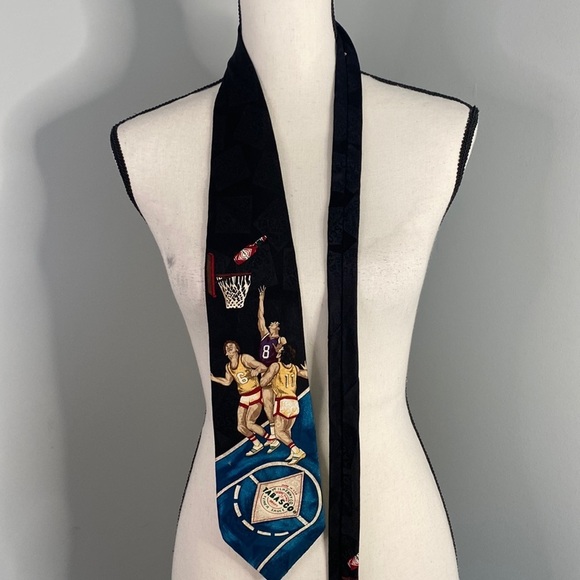 Tabasco Other - Tabasco Hot Sauce Basketball Vintage 90s 100% Silk Men’s Tie